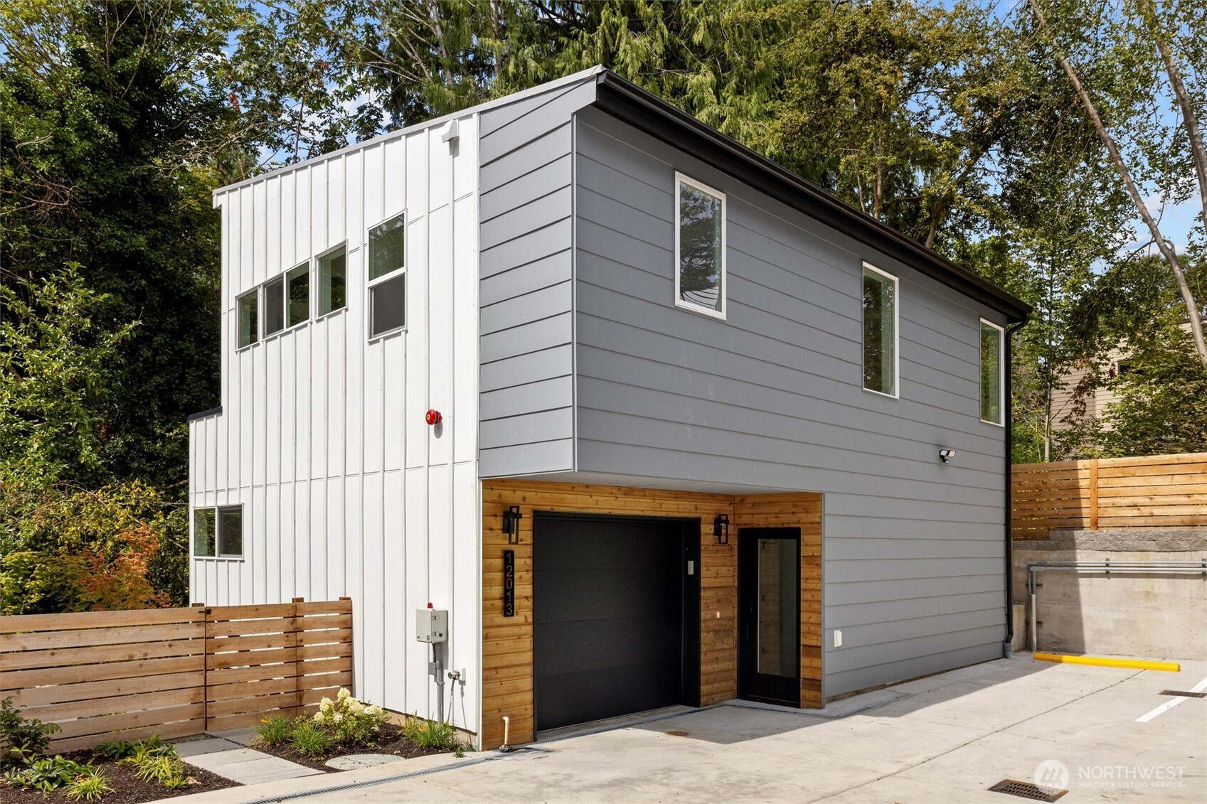 12013 36th Avenue NE, Seattle, WA 98125