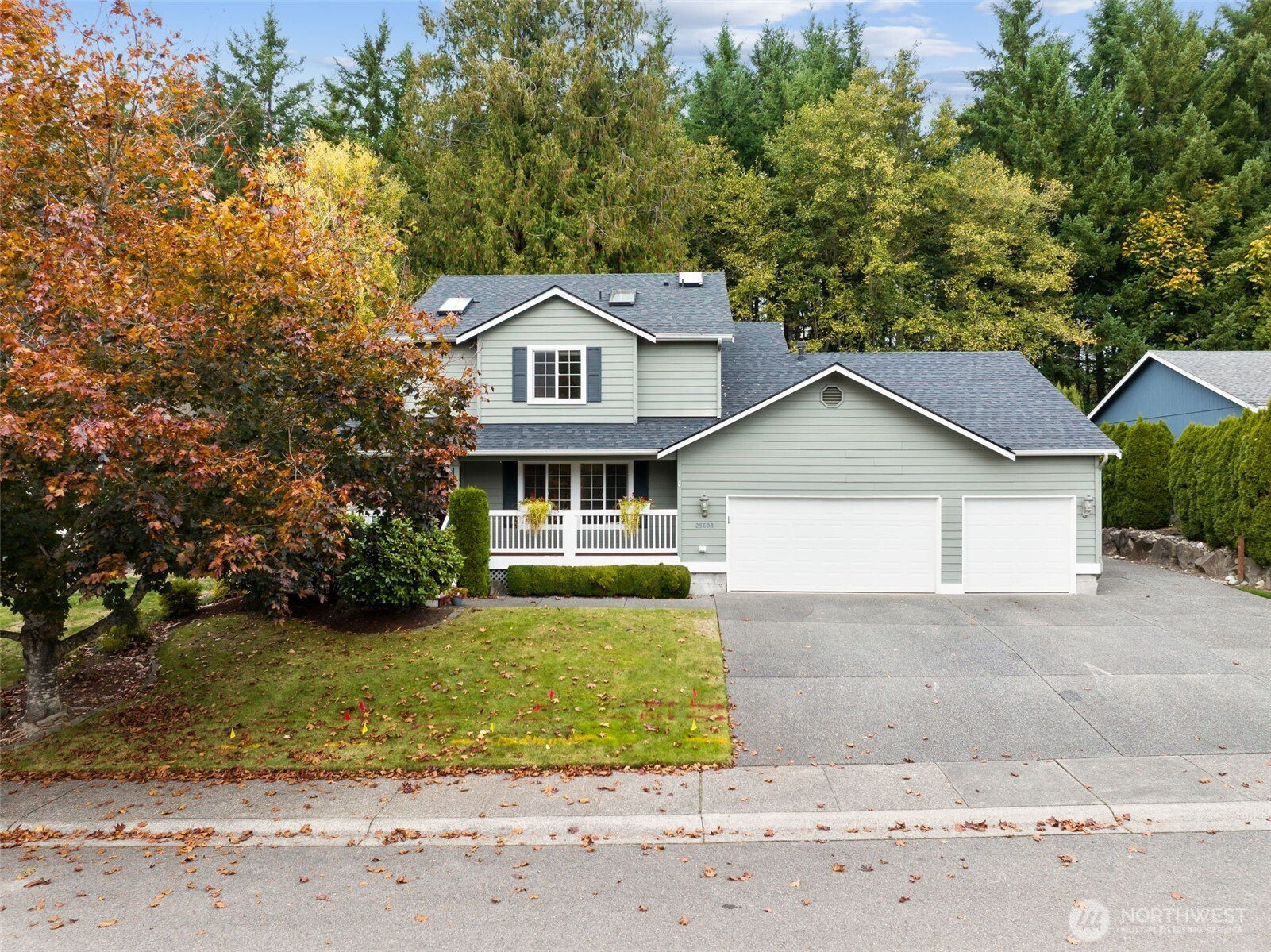 25608 Cumberland Way, Black Diamond, WA 98010