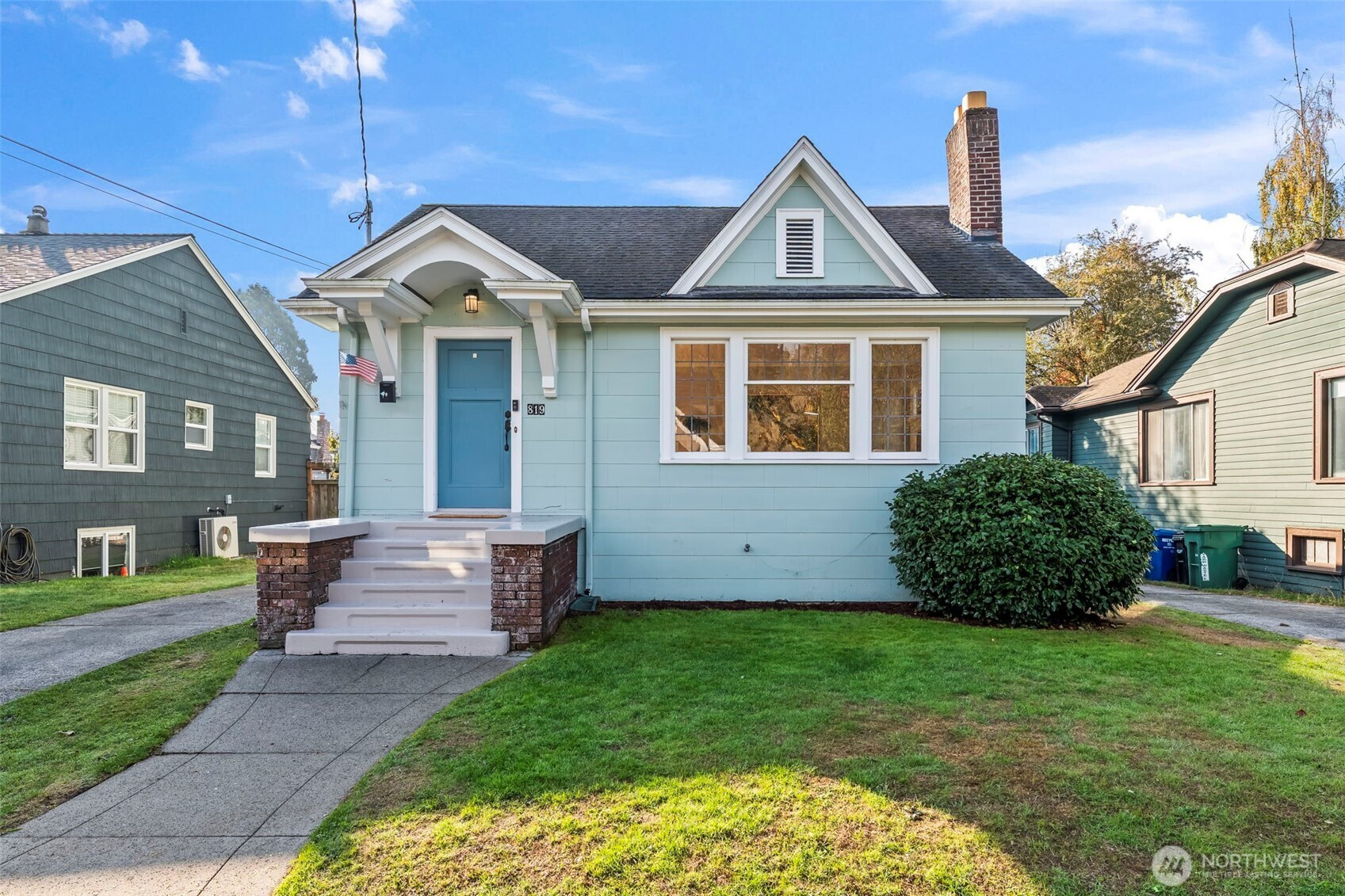 819 NE 59th Street, Seattle, WA 98105