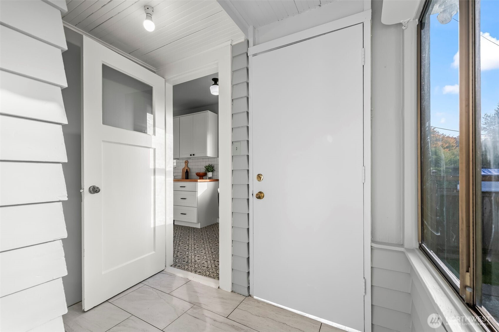 819 NE 59th Street, Seattle, WA 98105