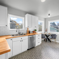 819 NE 59th Street, Seattle, WA 98105