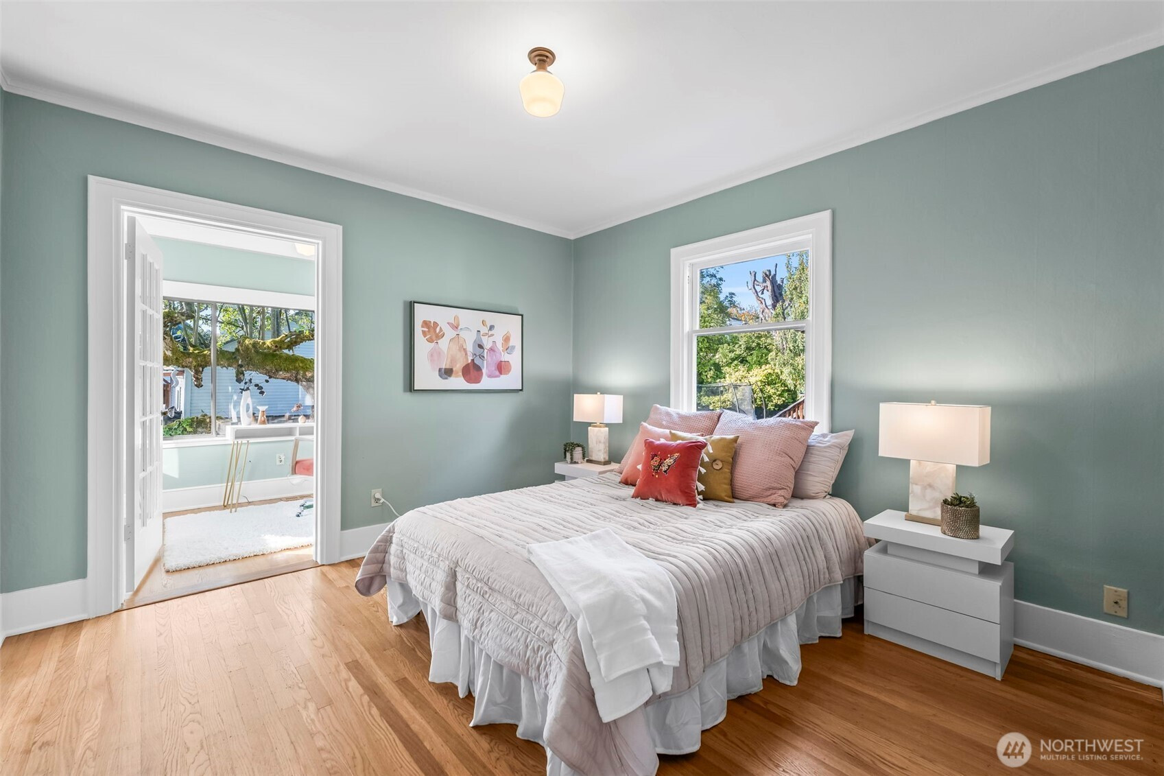 819 NE 59th Street, Seattle, WA 98105