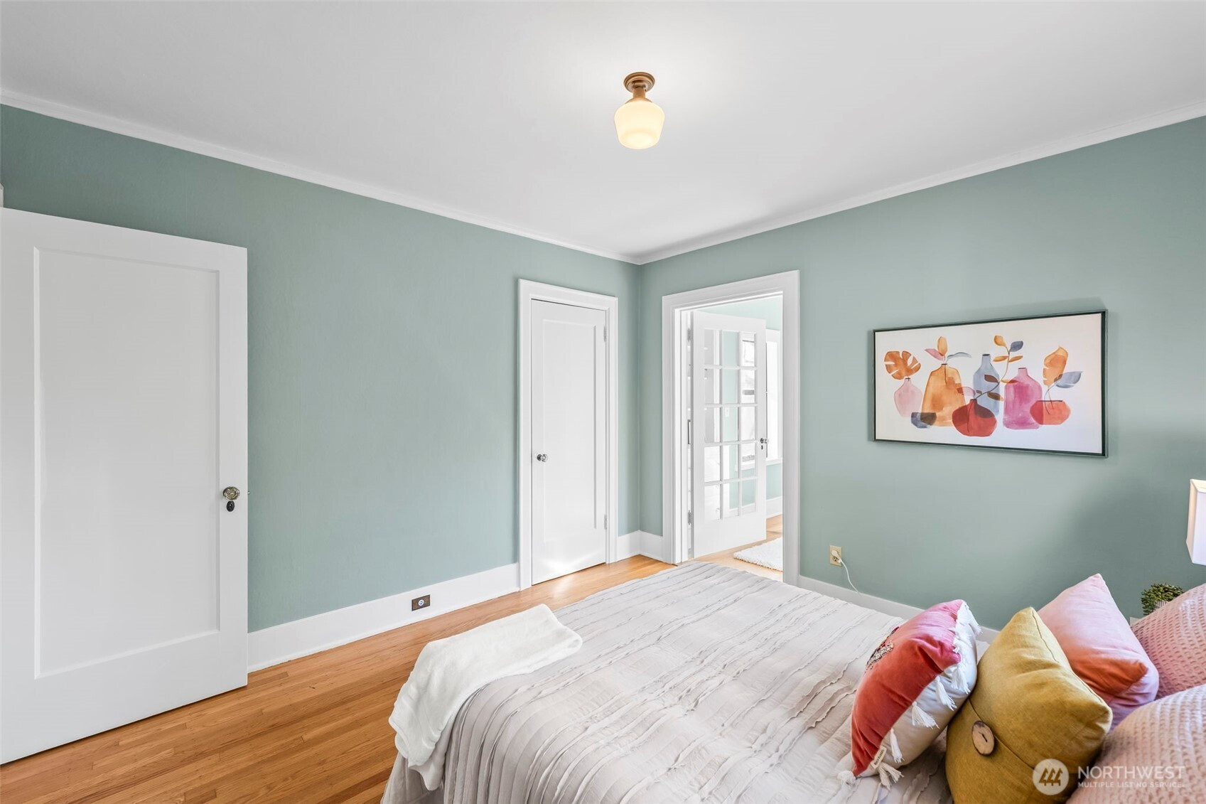 819 NE 59th Street, Seattle, WA 98105