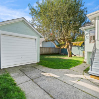 819 NE 59th Street, Seattle, WA 98105