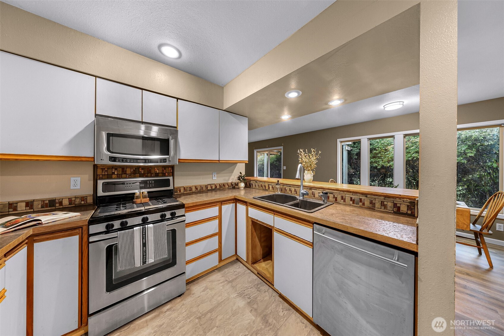 4843 Oakridge Drive, Blaine, WA 98230