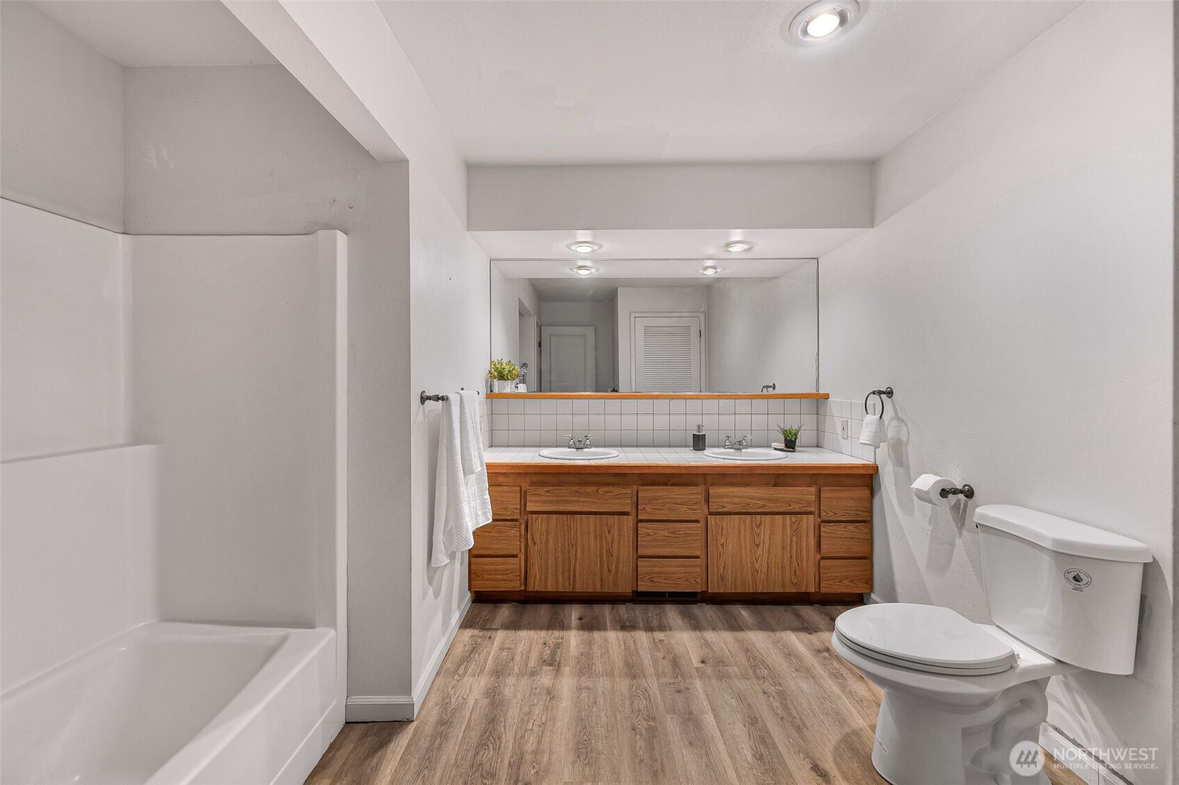 4843 Oakridge Drive, Blaine, WA 98230