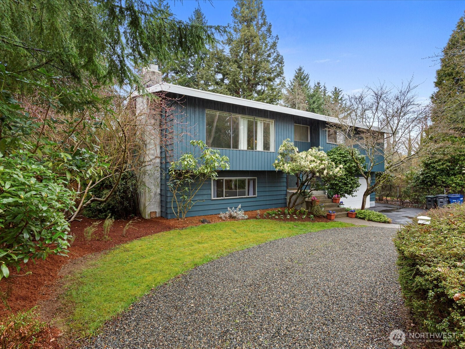 16445 Ambaum Boulevard S, Burien, WA 98148