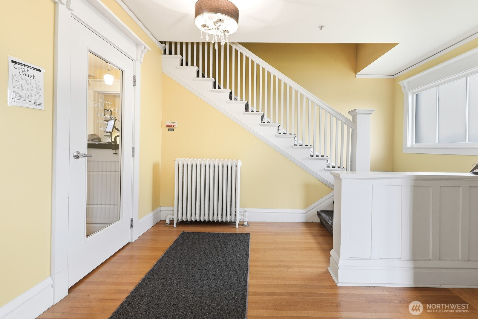 211 14th Avenue E, Seattle, WA 98112