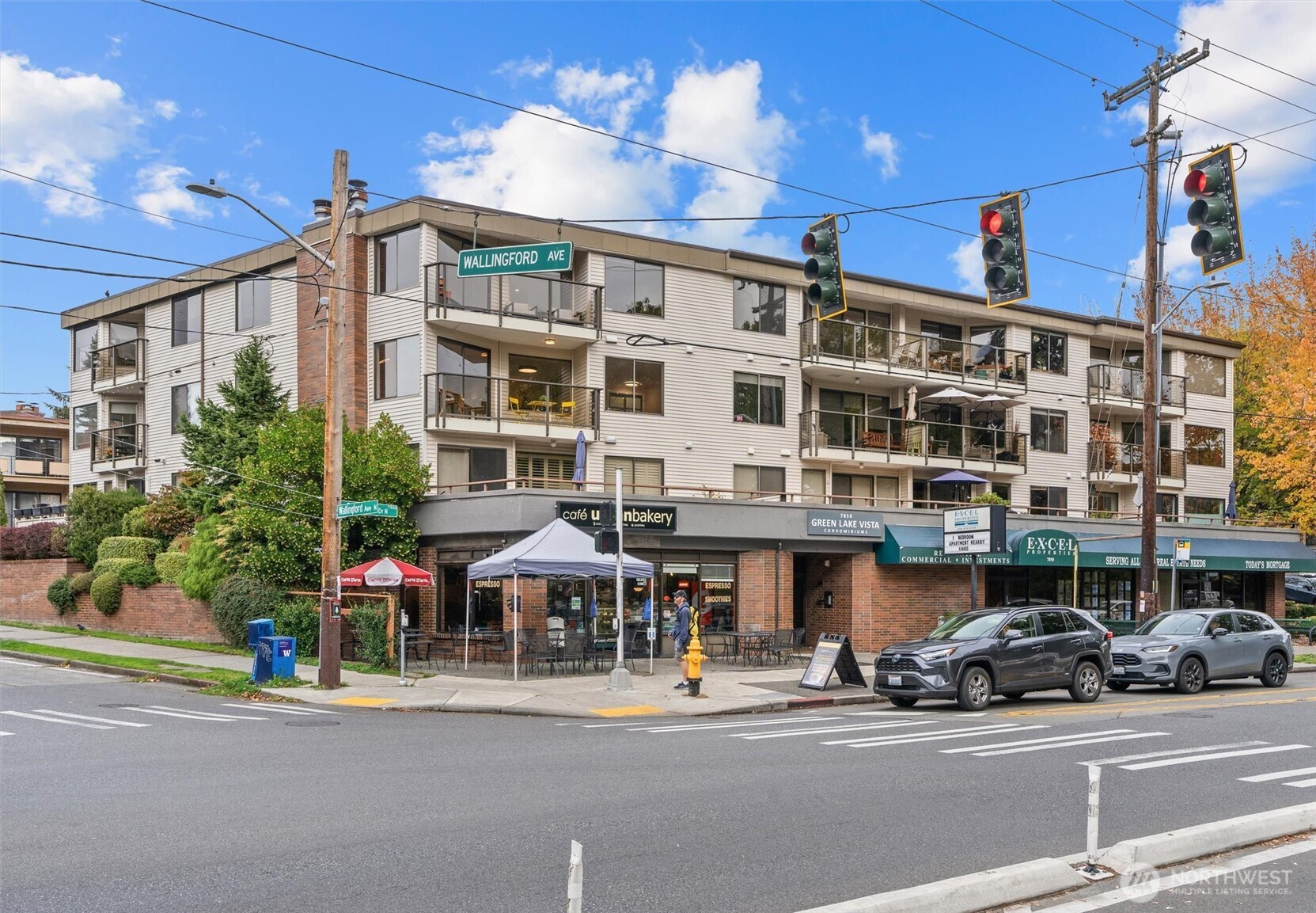 7850 E Green Lake Drive N, Seattle, WA 98103