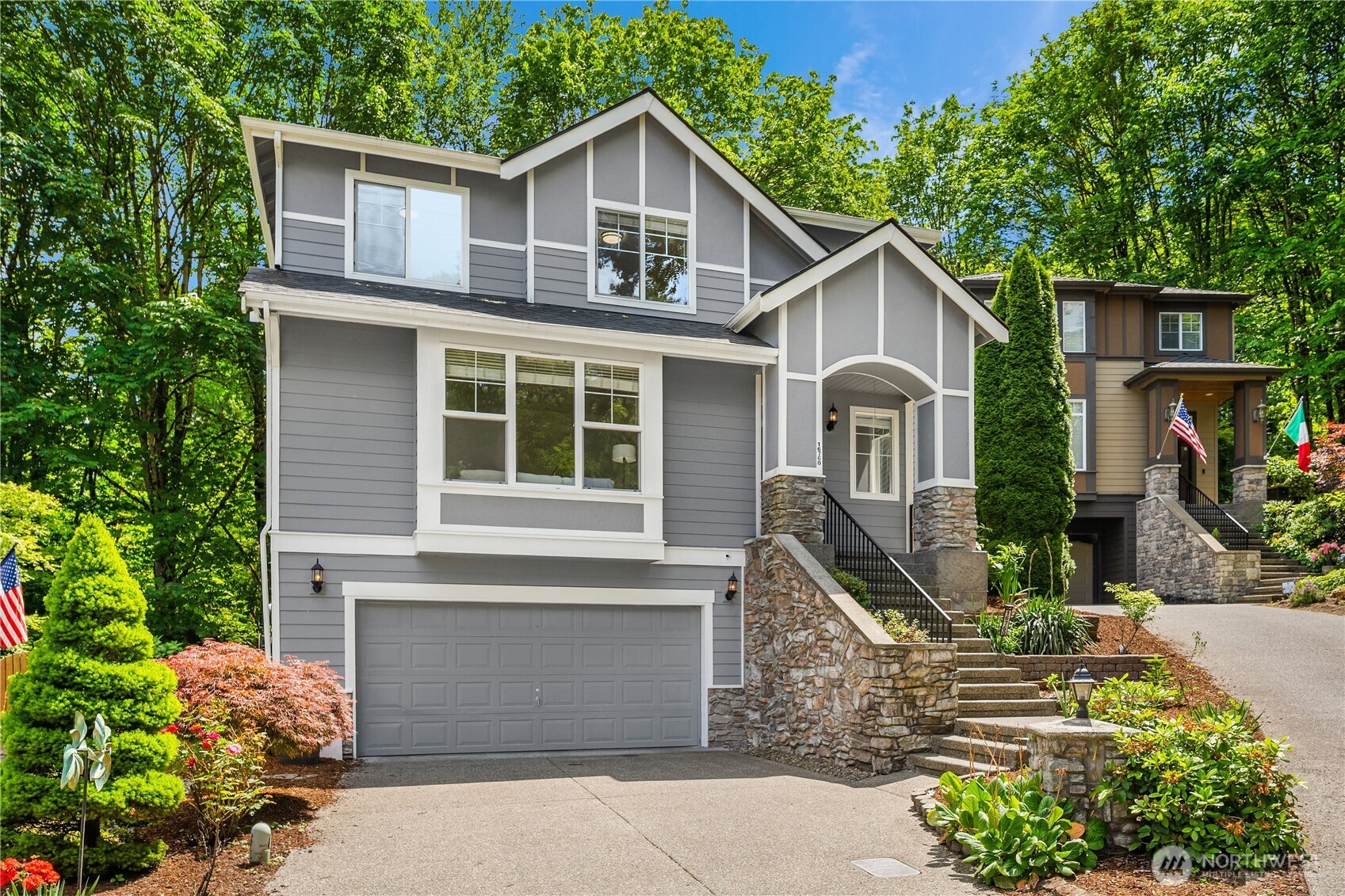 16760 128th Place NE, Woodinville, WA 98072