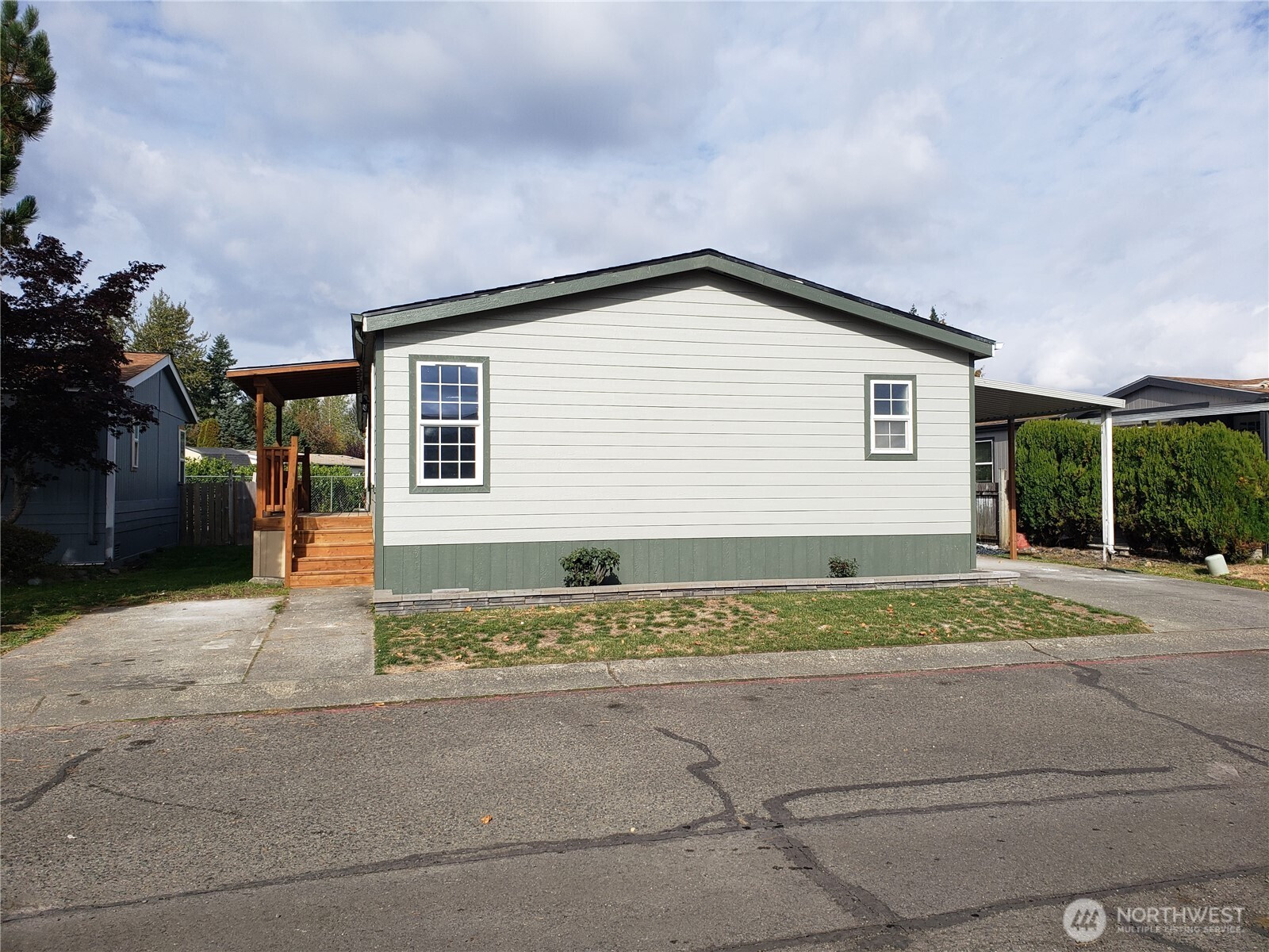 1953 Pine Cone Avenue, Enumclaw, WA 98022
