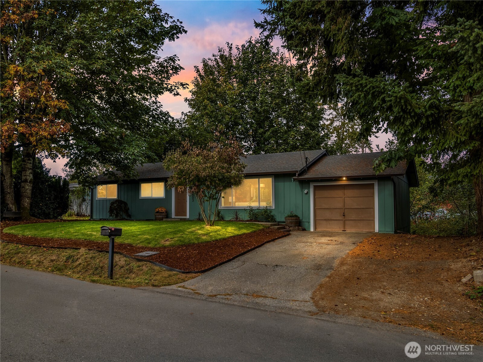 1603 169th Place SW, Lynnwood, WA 98037