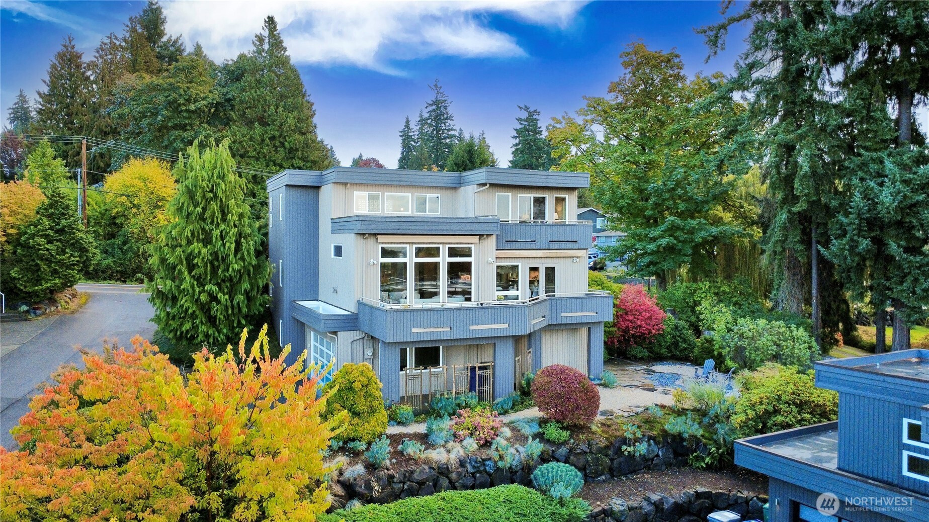 11121 NE 91ST Lane, Kirkland, WA 98033