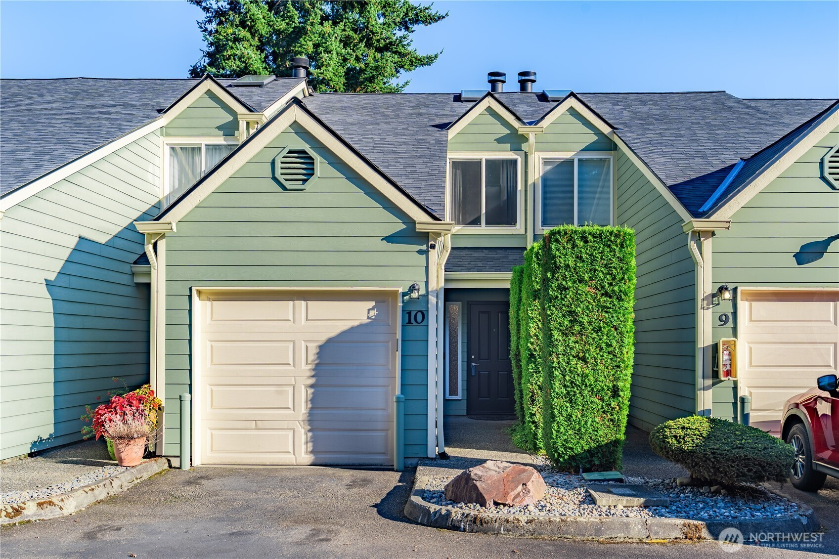 451 S 328th Street, Federal Way, WA 98003