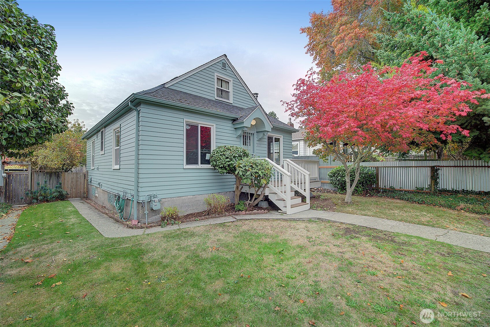 4021 40th Avenue SW, Seattle, WA 98116