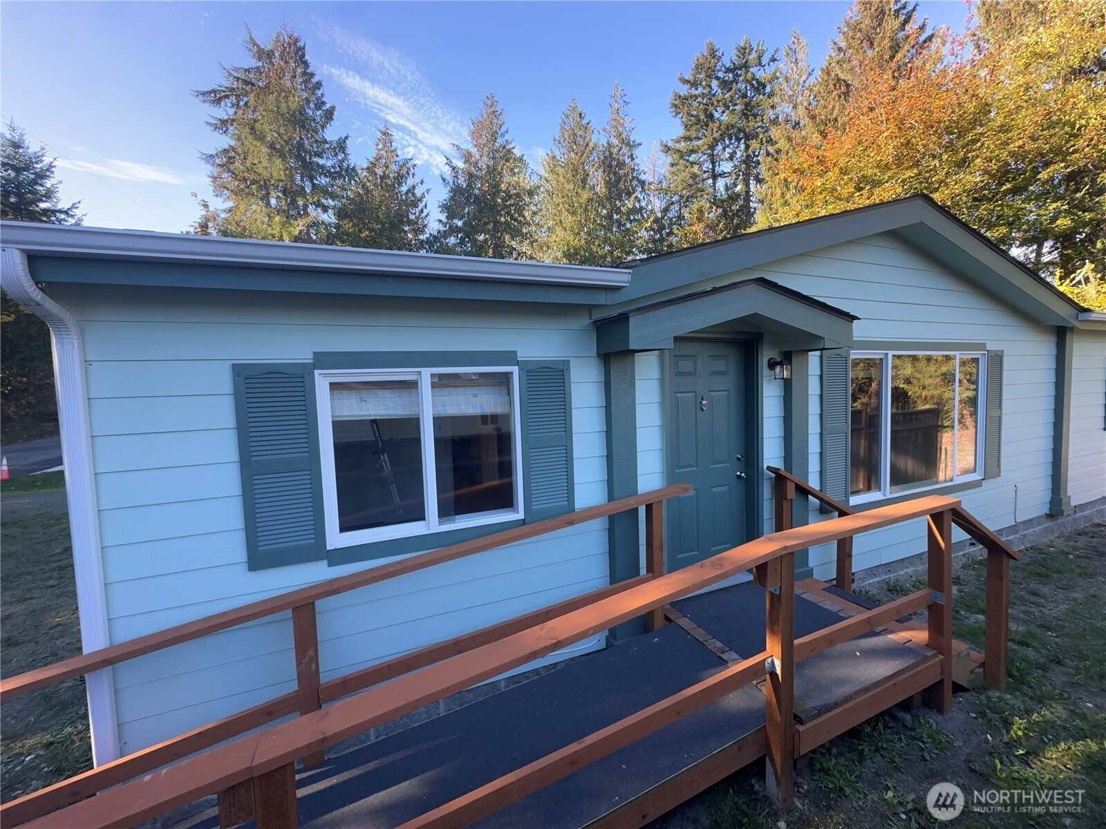 1112 1/2 W 17th Street, Port Angeles, WA 98362
