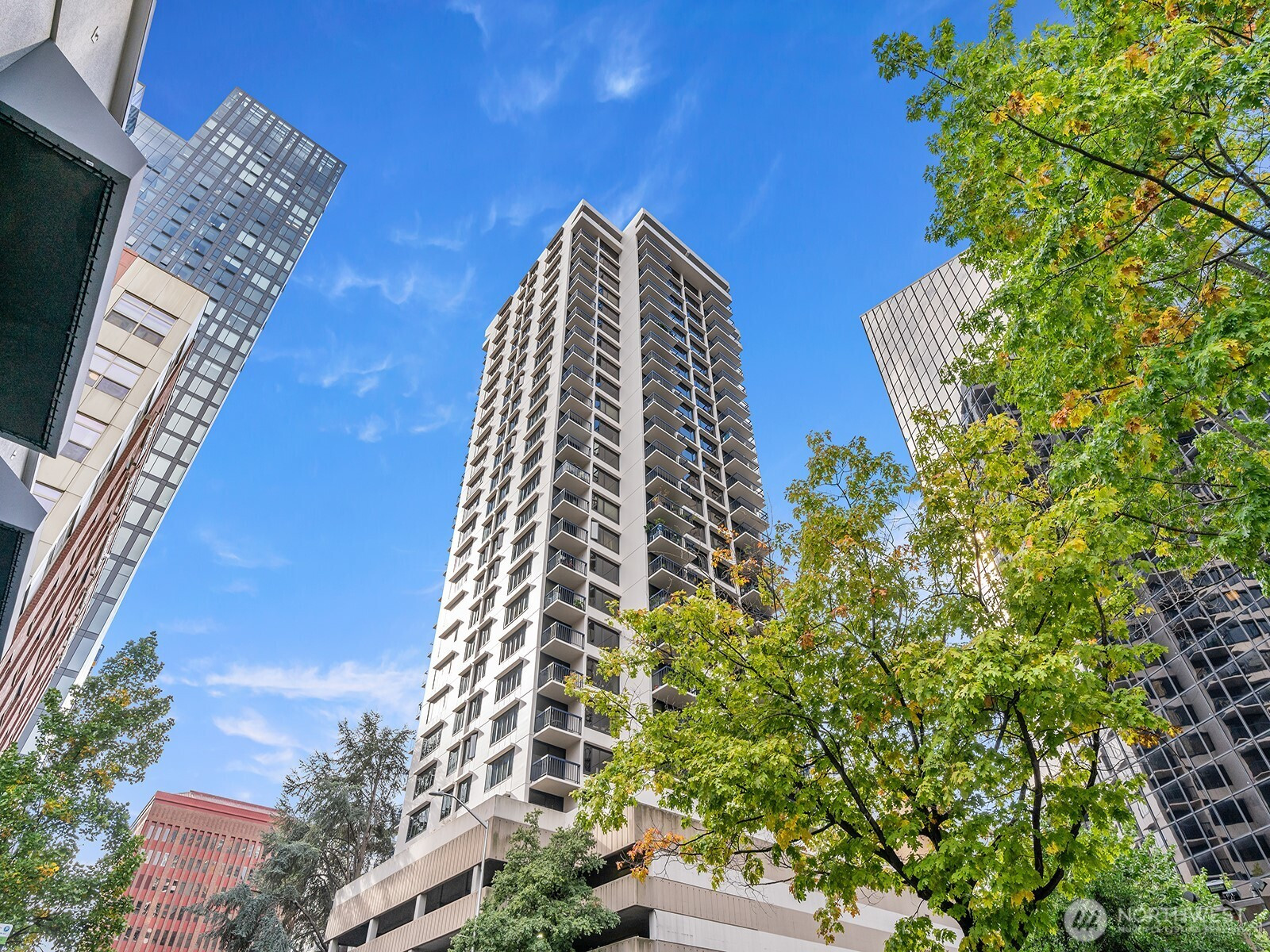 2100 3rd Avenue, Seattle, WA 98121