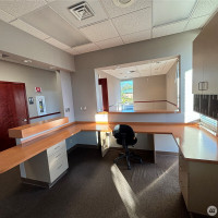 1725 Continental Place, Mount Vernon, WA 98273