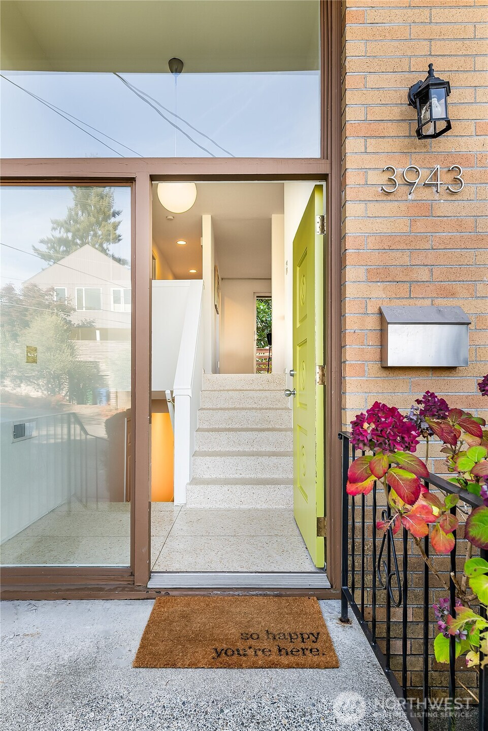 3943 S Lucile Street, Seattle, WA 98118