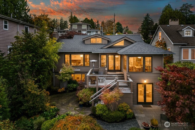 10606 Durland Avenue NE, Seattle, WA 98125