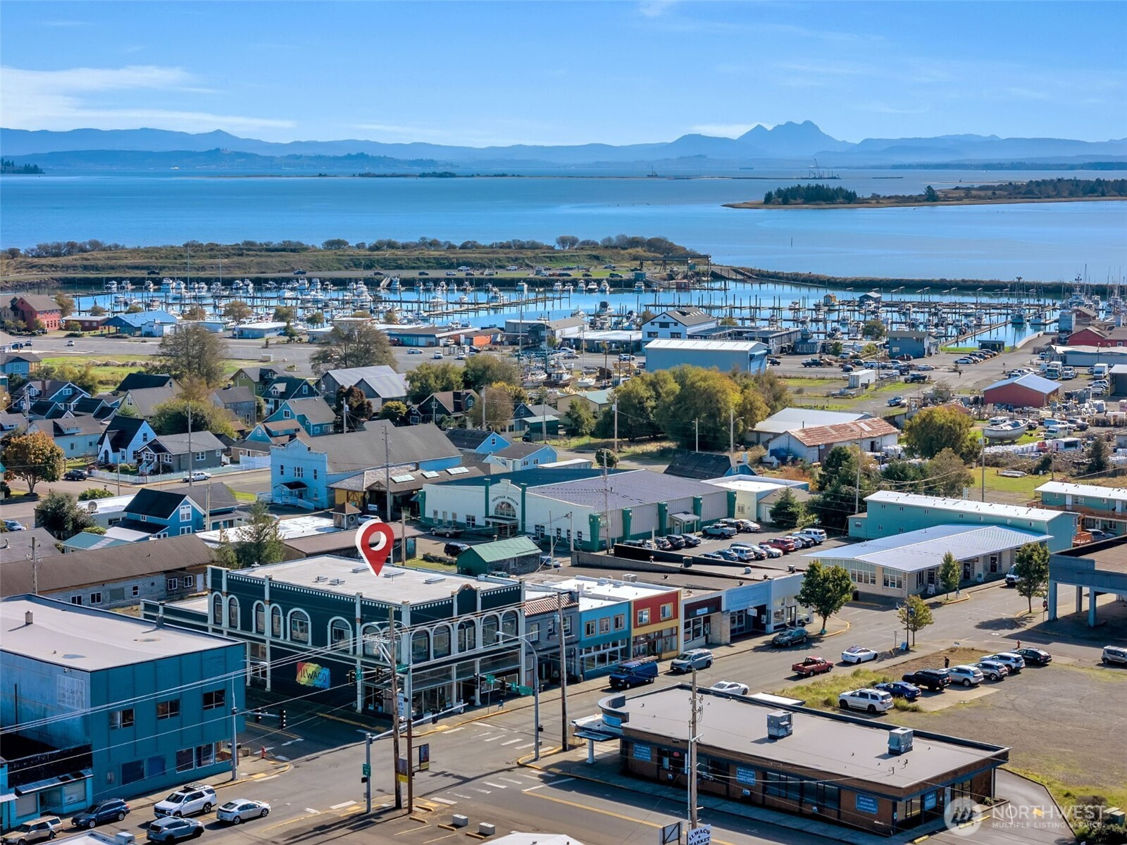 104 Spruce Street E, Ilwaco, WA 98624