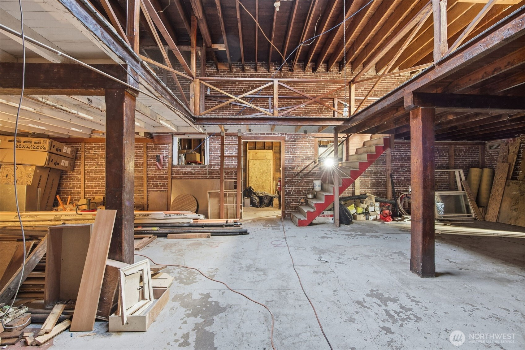 104 Spruce Street E, Ilwaco, WA 98624