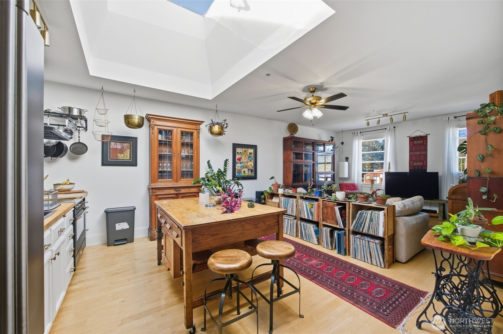 104 Spruce Street E, Ilwaco, WA 98624