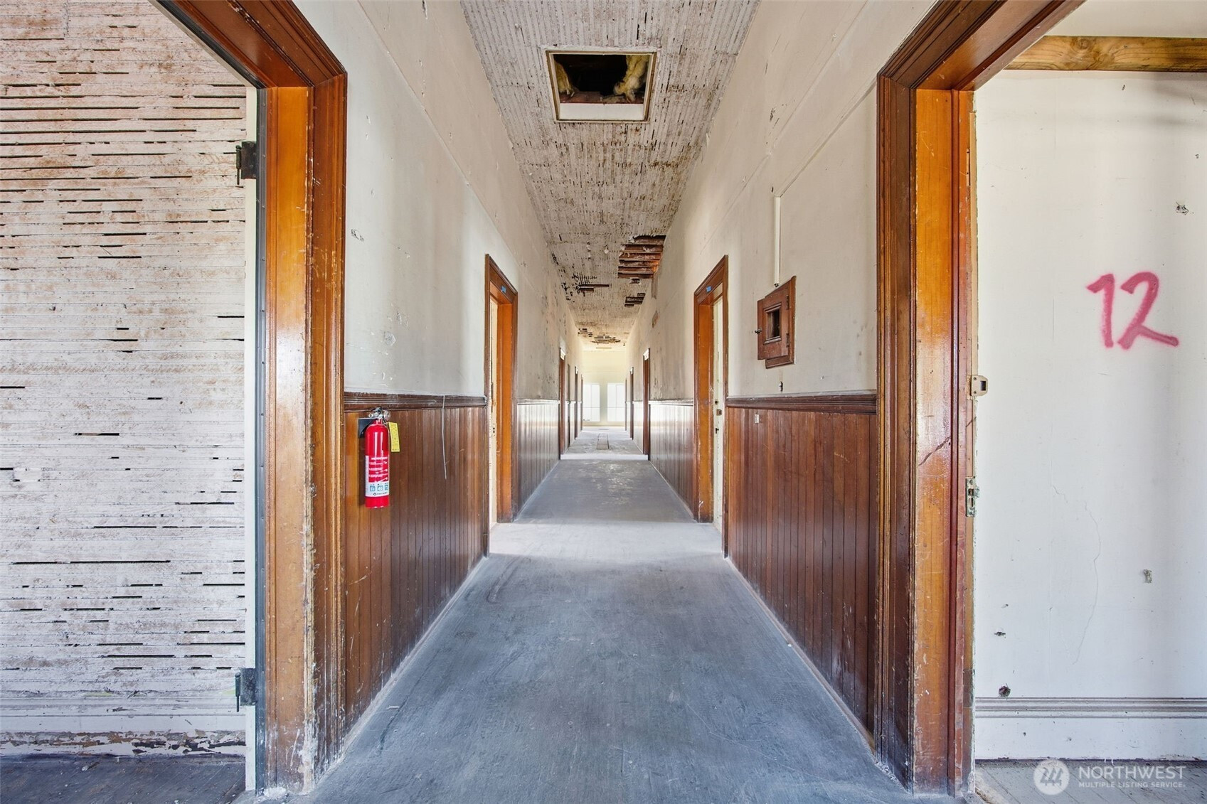 104 Spruce Street E, Ilwaco, WA 98624