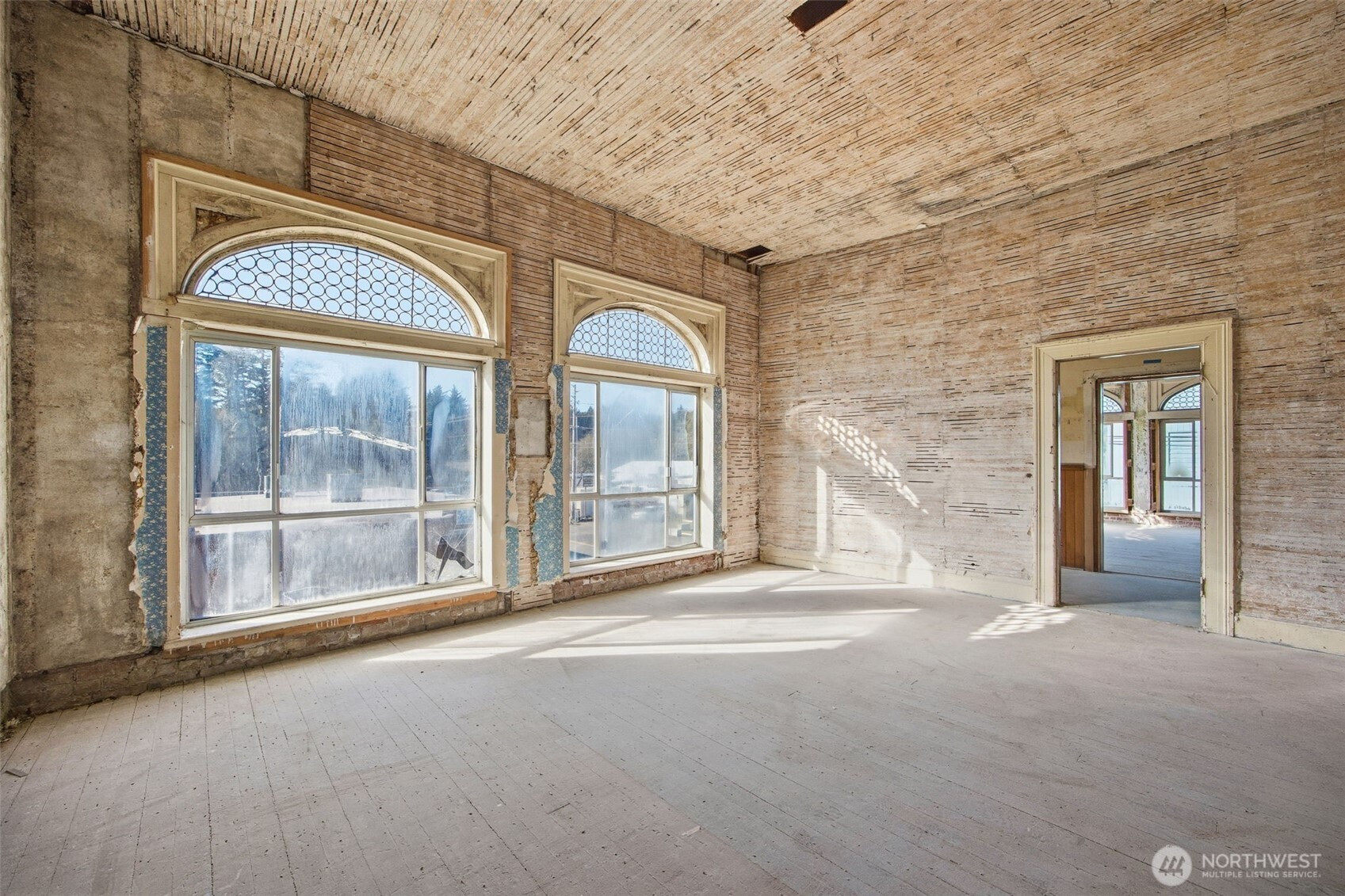 104 Spruce Street E, Ilwaco, WA 98624