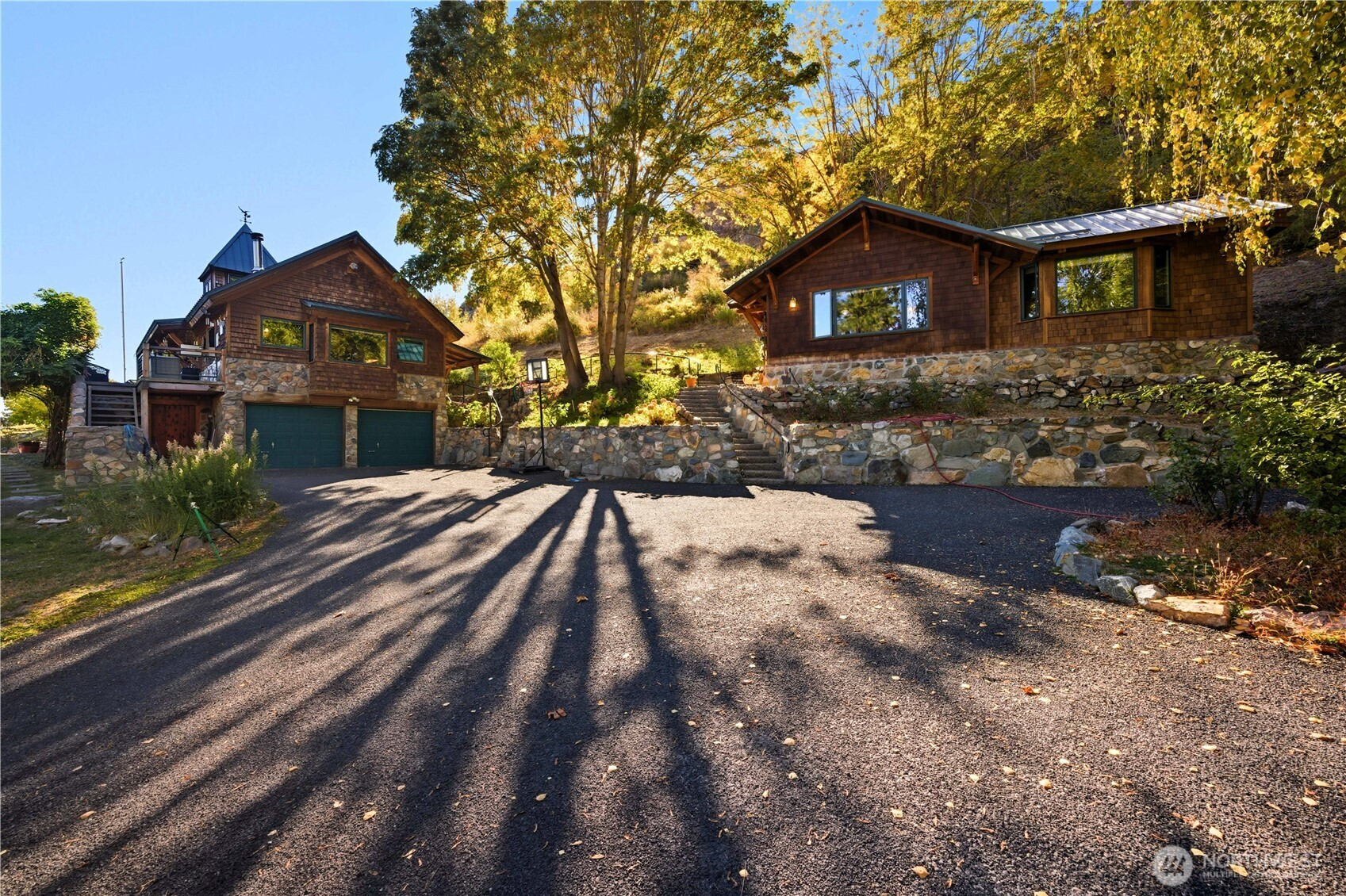 16495 S Lakeshore Road, Chelan, WA 98816