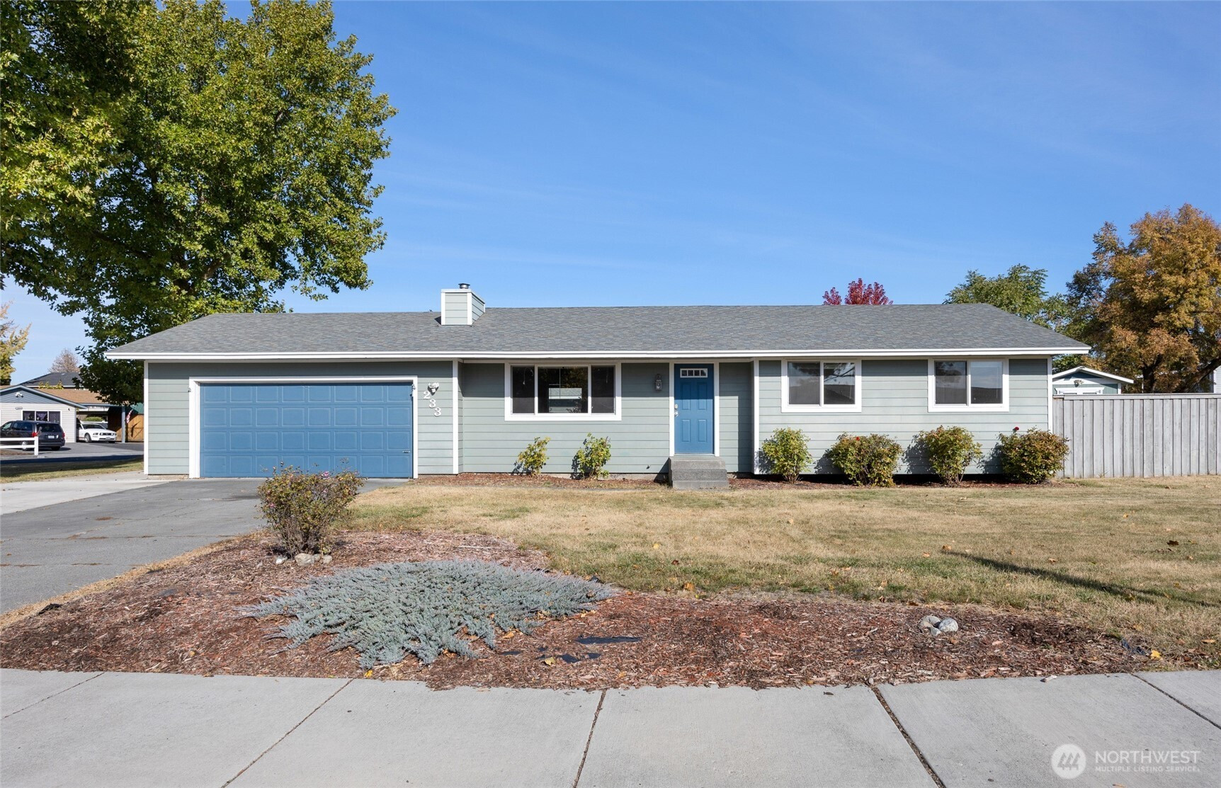 233 N Manzanita Drive, Moses Lake, WA 98837