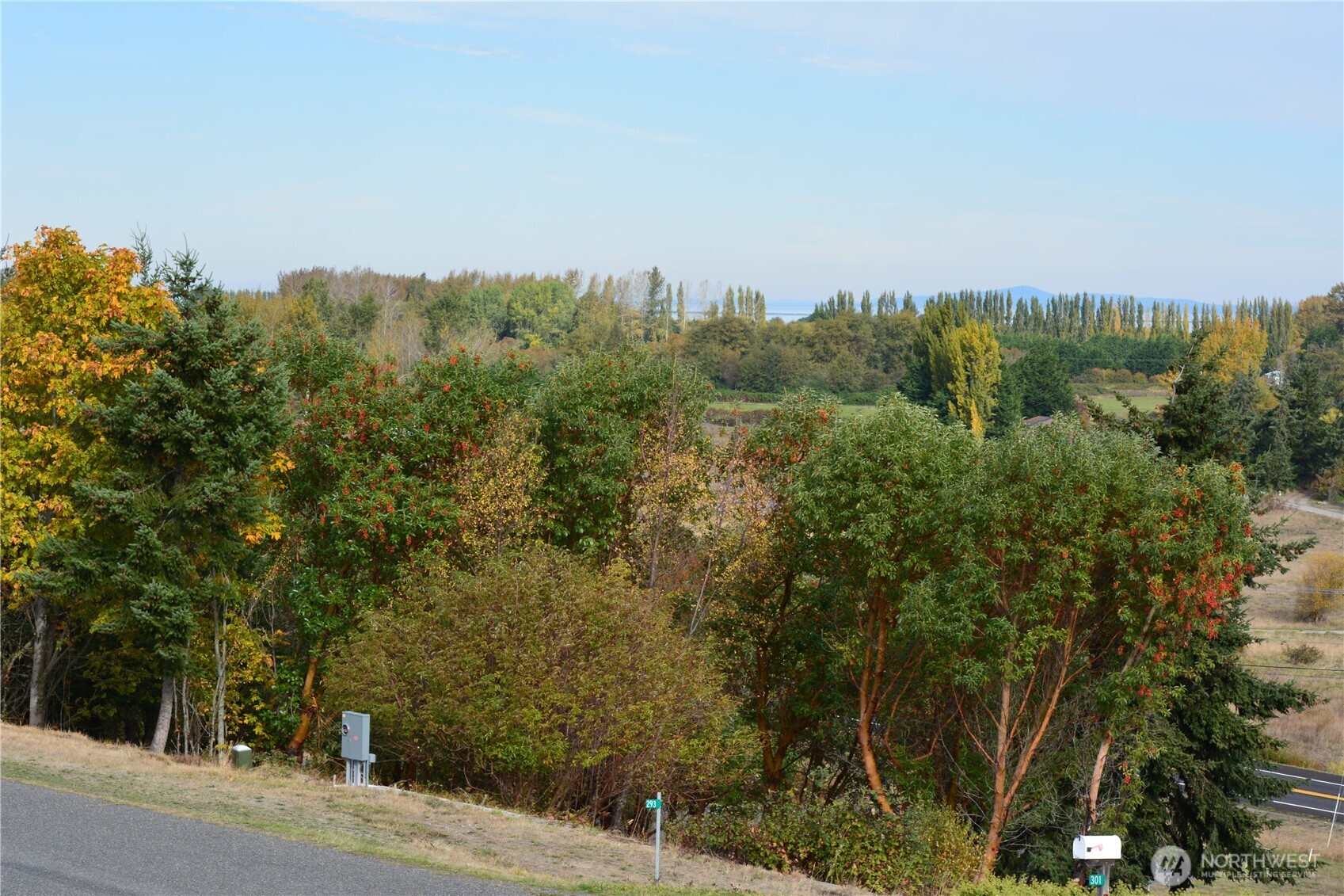 999 Moonlight Drive, Sequim, WA 98382