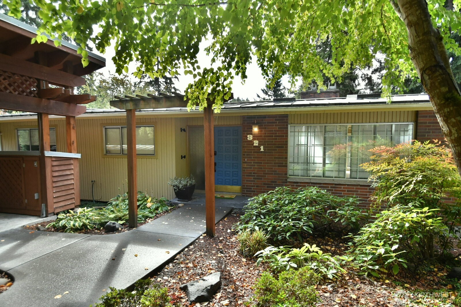321 NW 176th Place, Shoreline, WA 98177