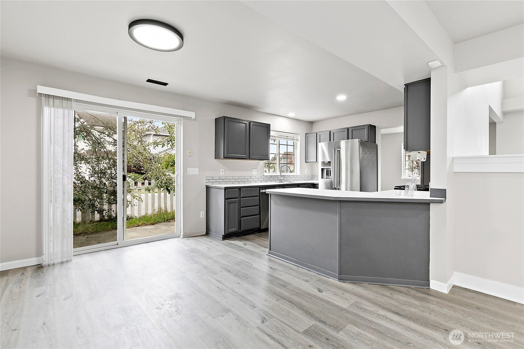 5204 79th Street W, Lakewood, WA 98499