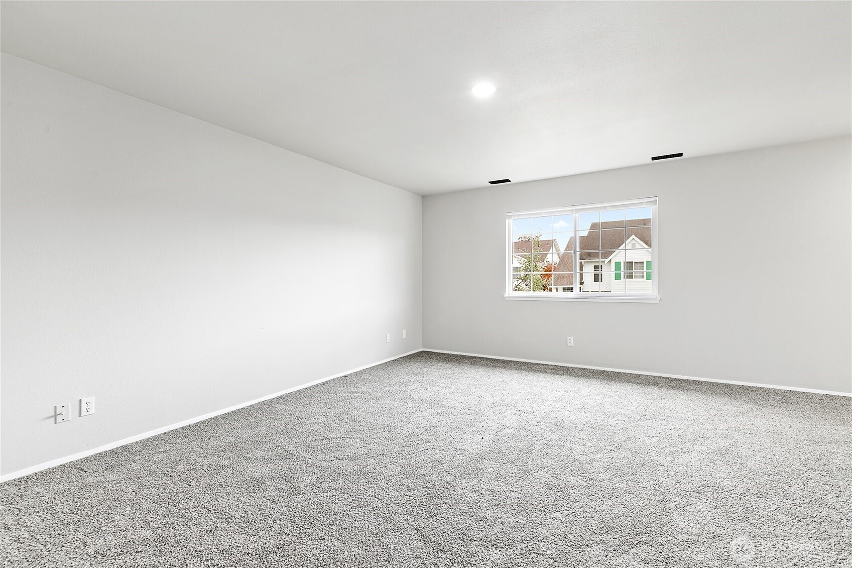 5204 79th Street W, Lakewood, WA 98499