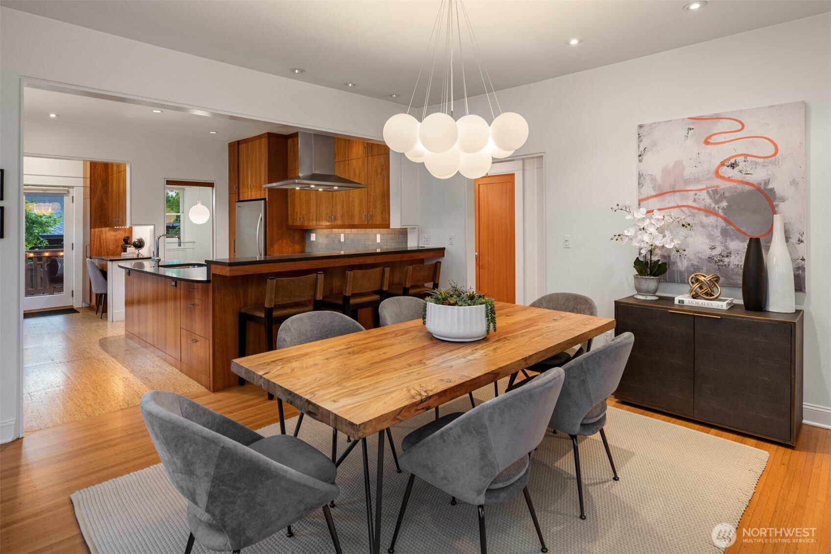 1807 11th Avenue W, Seattle, WA 98119