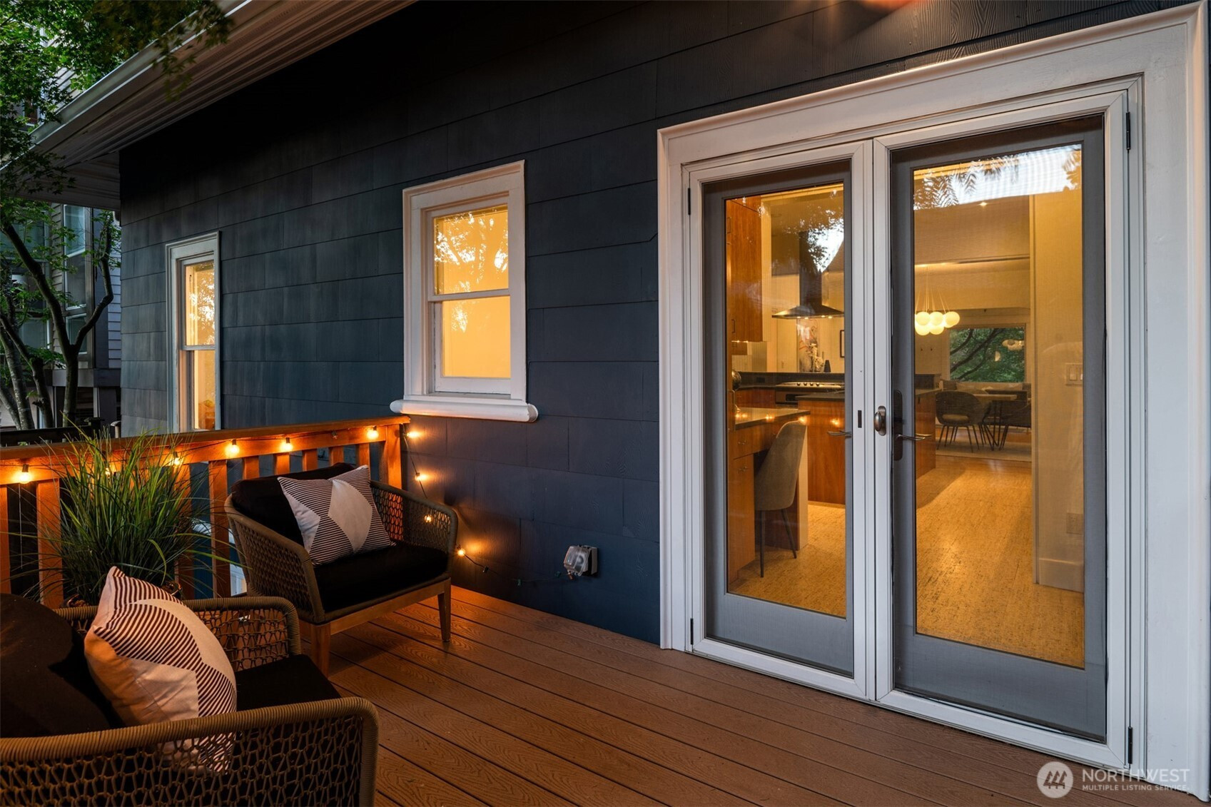 1807 11th Avenue W, Seattle, WA 98119