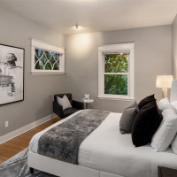 1807 11th Avenue W, Seattle, WA 98119