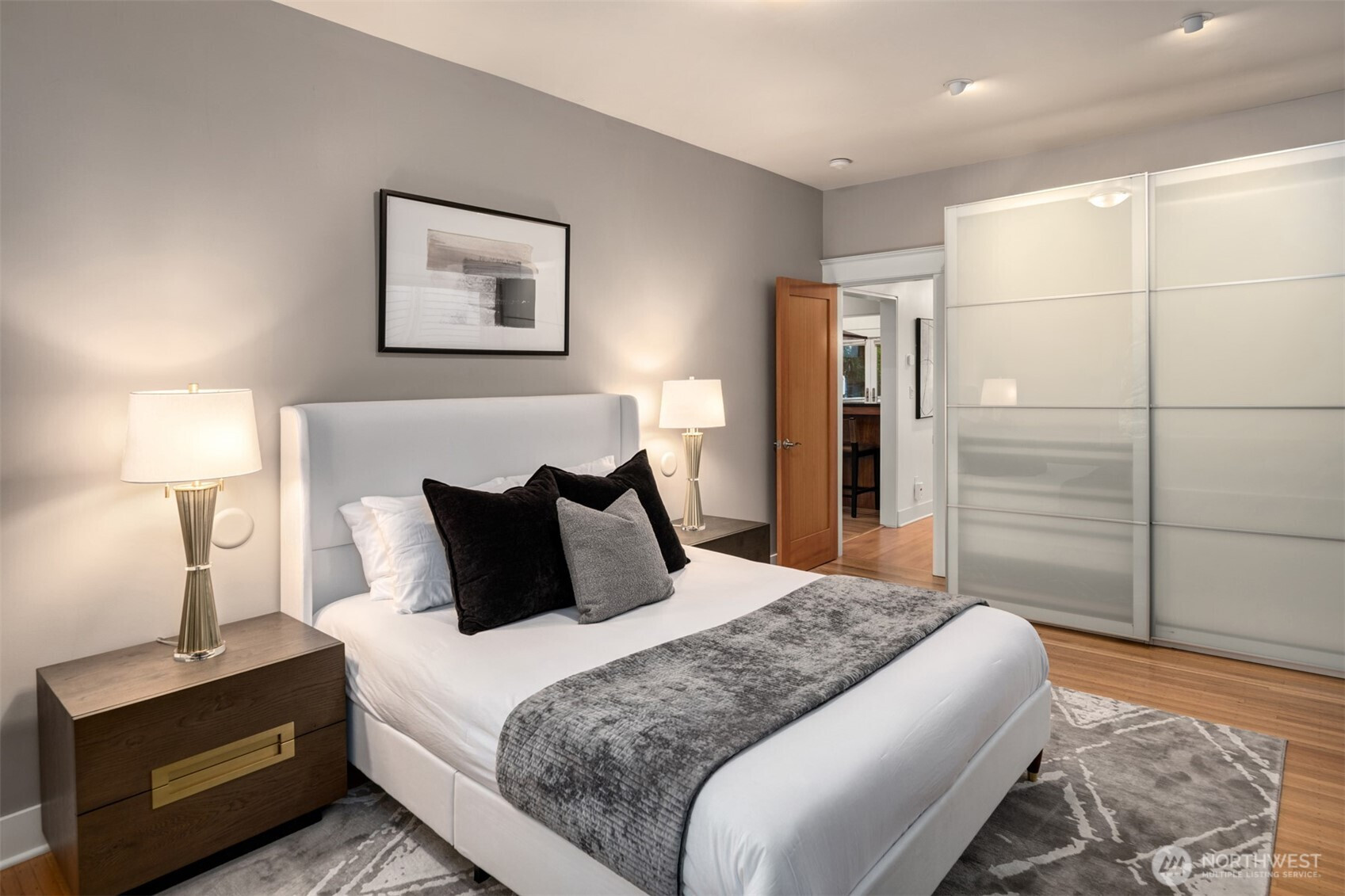 1807 11th Avenue W, Seattle, WA 98119