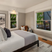 1807 11th Avenue W, Seattle, WA 98119