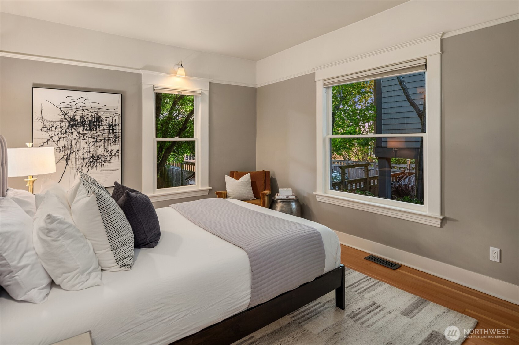 1807 11th Avenue W, Seattle, WA 98119