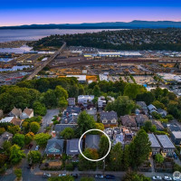 1807 11th Avenue W, Seattle, WA 98119