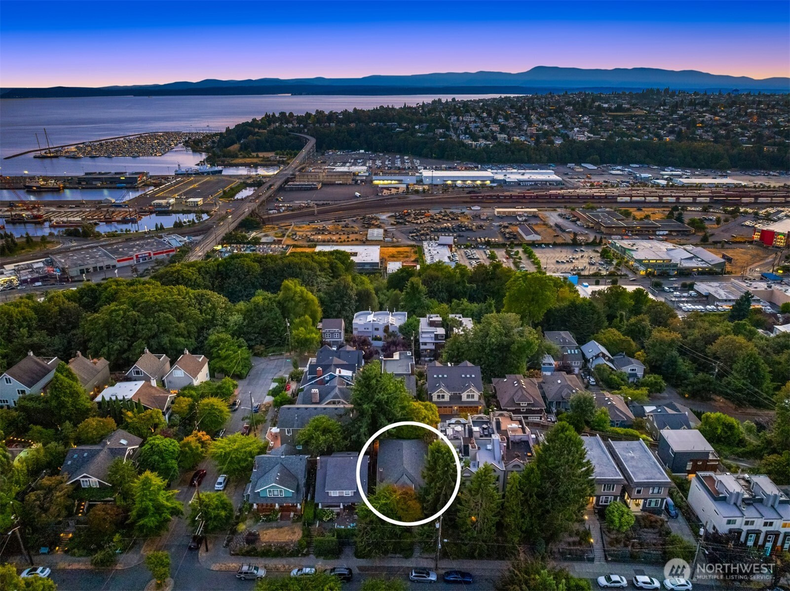 1807 11th Avenue W, Seattle, WA 98119