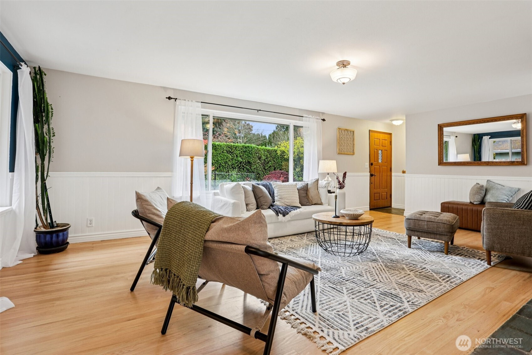 7621 NE 205th Street, Kenmore, WA 98028