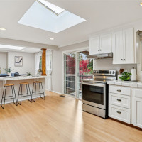 7621 NE 205th Street, Kenmore, WA 98028