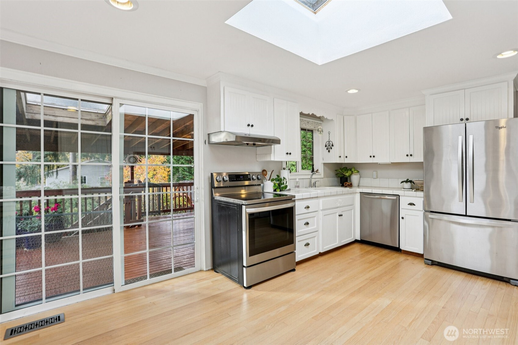 7621 NE 205th Street, Kenmore, WA 98028