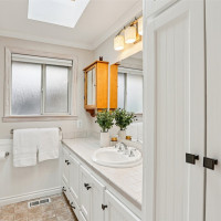 7621 NE 205th Street, Kenmore, WA 98028