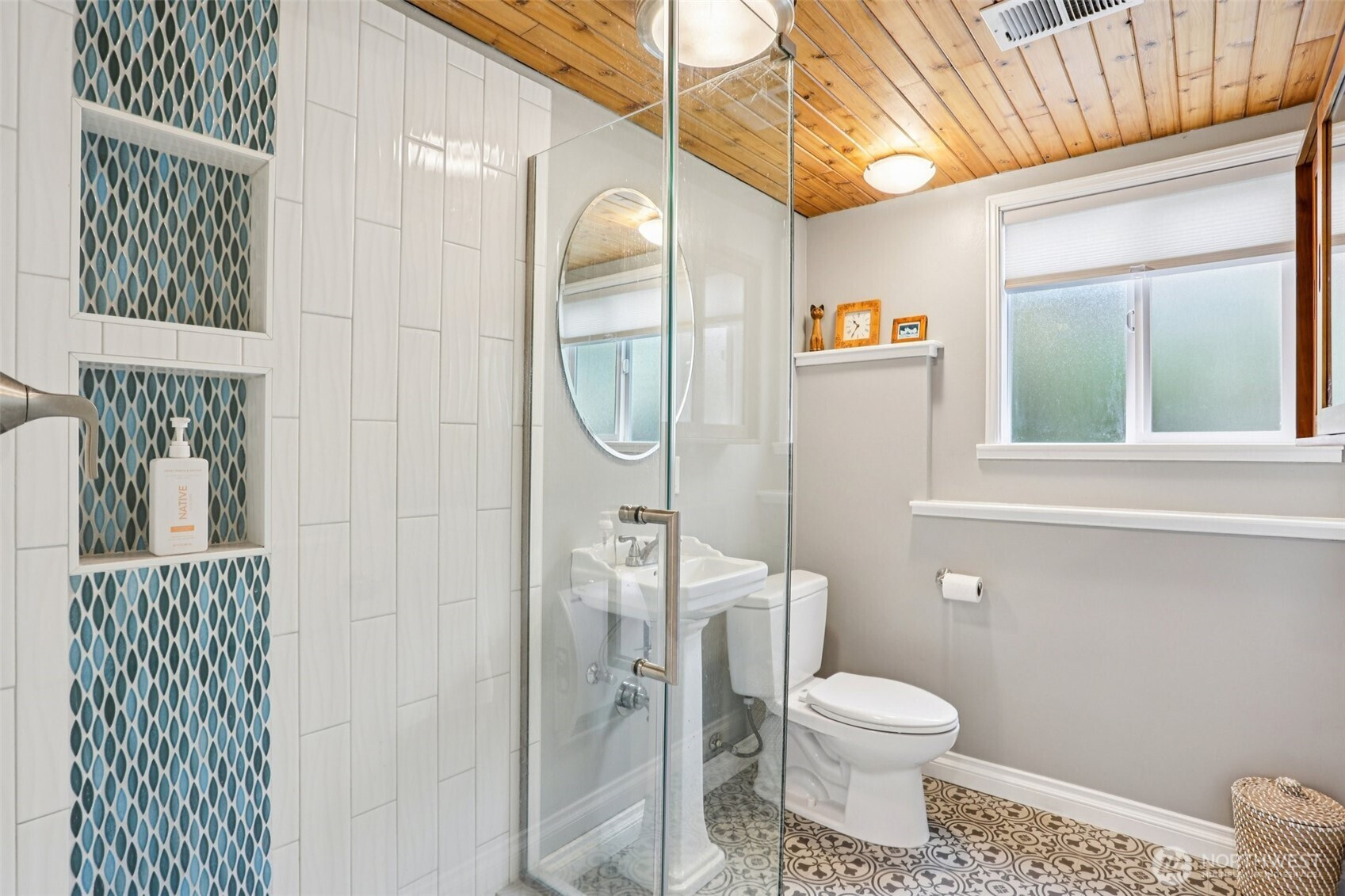 7621 NE 205th Street, Kenmore, WA 98028