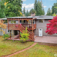 7621 NE 205th Street, Kenmore, WA 98028