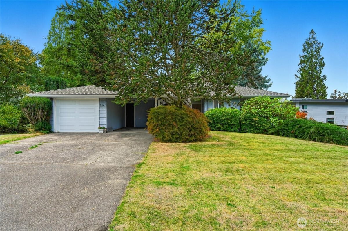 5501 106th Avenue NE, Kirkland, WA 98033